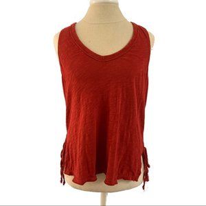 Universal Thread Red Tank Size M